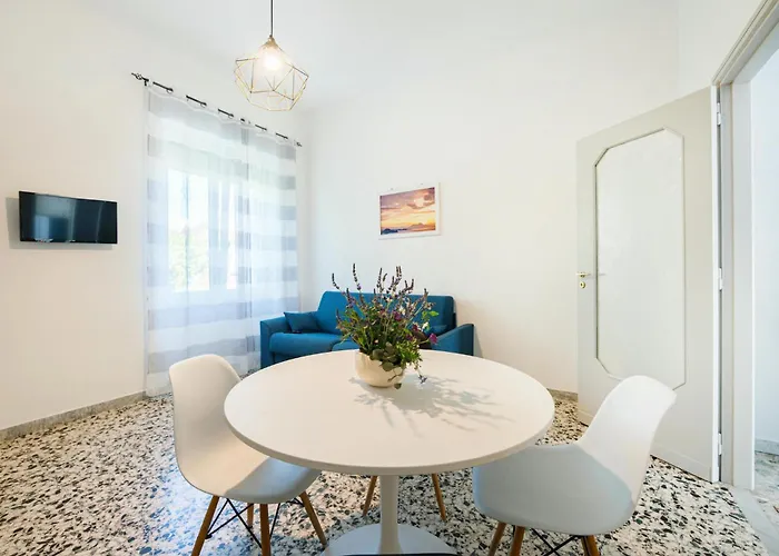 Ciraccio Apartments